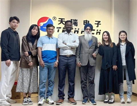 Saudijska Arabija Obilazak tvornice kupaca